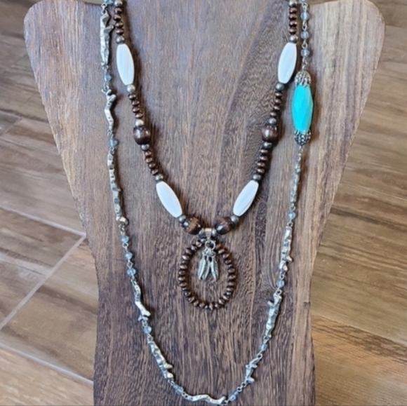 Jessica Simpson Silver Tone Turquoise Stone Necklace & Brown Beaded Necklace - Picture 1 of 8